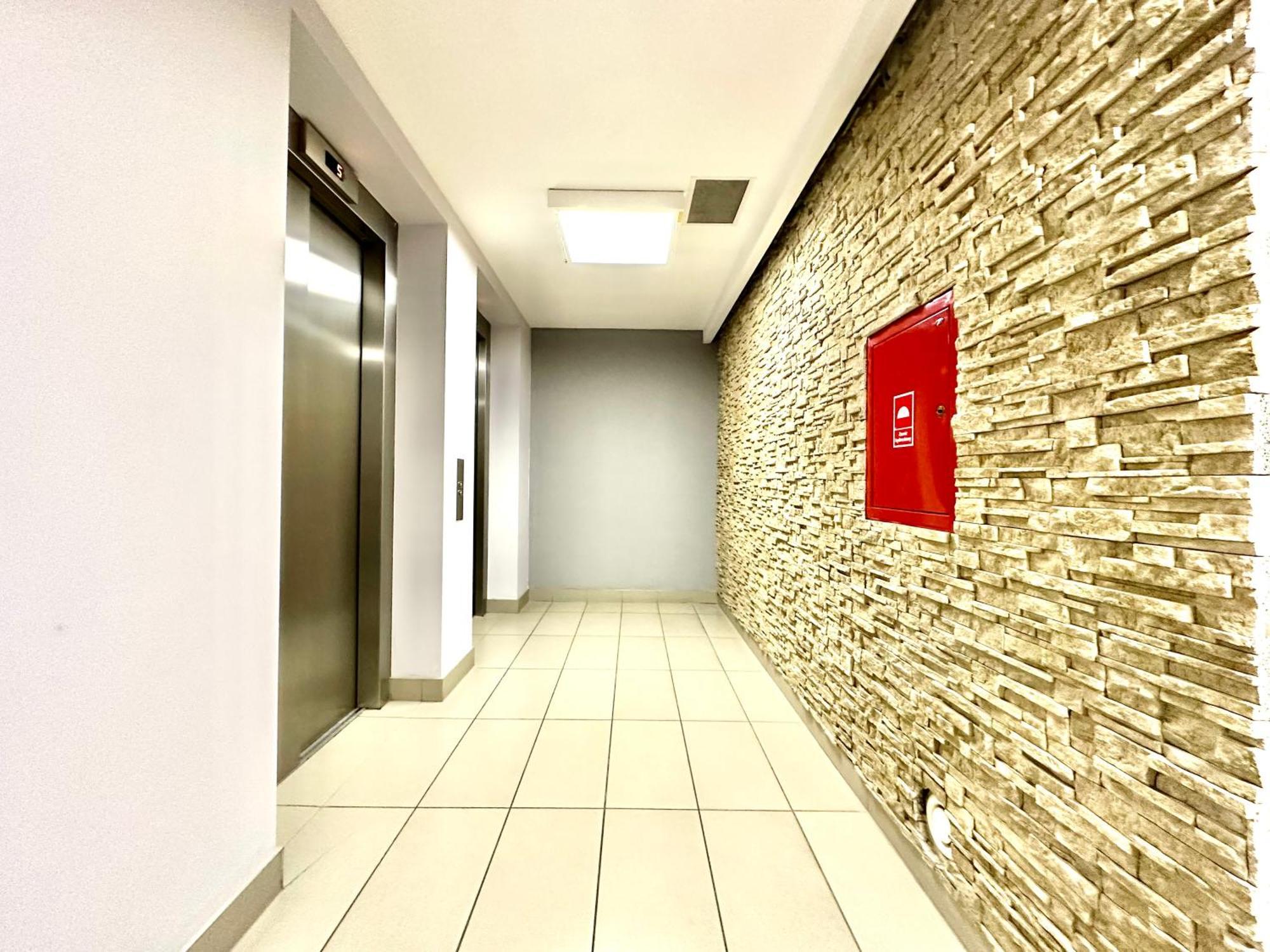 Podwale 2 Apartment - Self Check-In 20H ~Parking & Lift Wrocław Zewnętrze zdjęcie